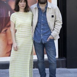 Ricardo Gómez y Bruna Cusí durante la promoción de 'Mia y Moi'