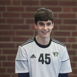 Pablo Urdangarin, muy sonriente en un partido de balonmano