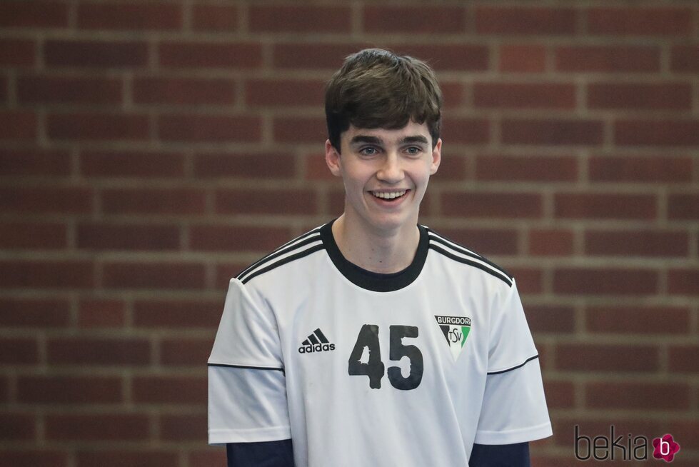 Pablo Urdangarin, muy sonriente en un partido de balonmano