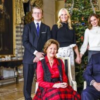 La Familia Real Noruega en su posado navideño 2021