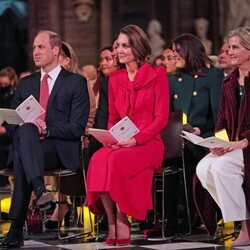 El Príncipe Guillermo y Kate Middleton, Sophie de Wessex, Eugenia de York y Pippa Middleton en el concierto de villancicos Together At Christmas