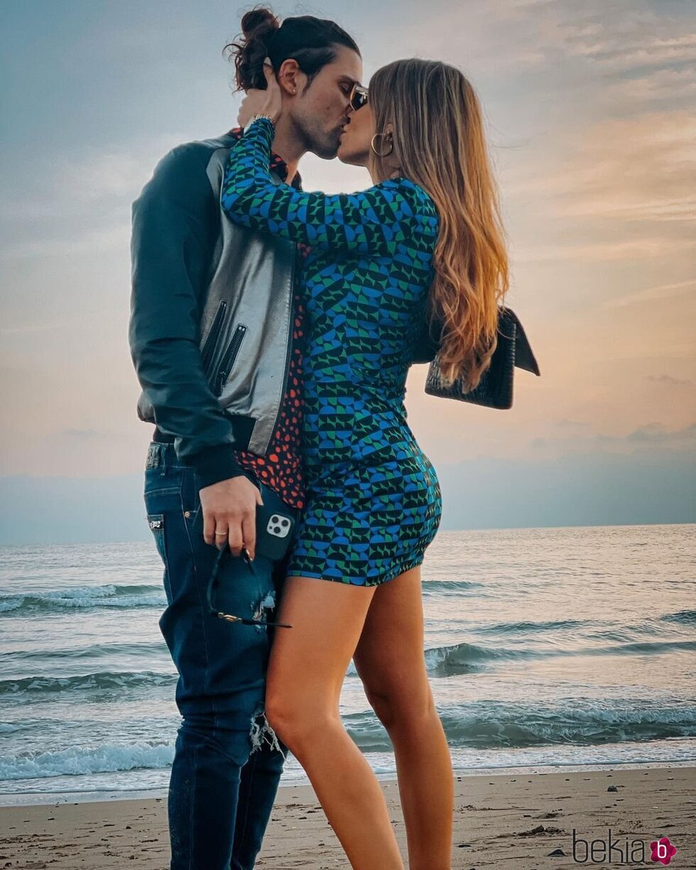 Cristina Porta y Luca Onestini en Marbella por fin de año