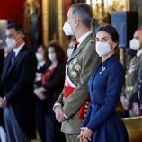 Los Reyes Felipe y Letizia en el salón del Trono en la Pascua Militar 2022