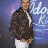 Jesús Vázquez posando como presentador de 'Idol Kids 2'