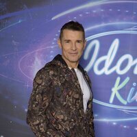 Jesús Vázquez posando como presentador de 'Idol Kids 2'