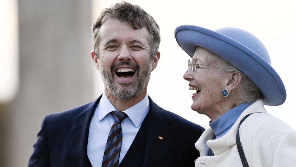 Margarita de Dinamarca y Federico de Dinamarca riéndose durante su Visita de Estado en Alemania