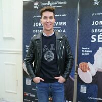 Omar Suárez en el estreno de la obra de teatro de Jorge Javier Vázquez 'Desmontando a Séneca'