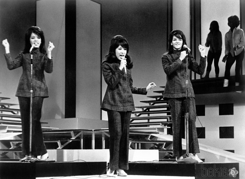 The Ronettes en una actuación