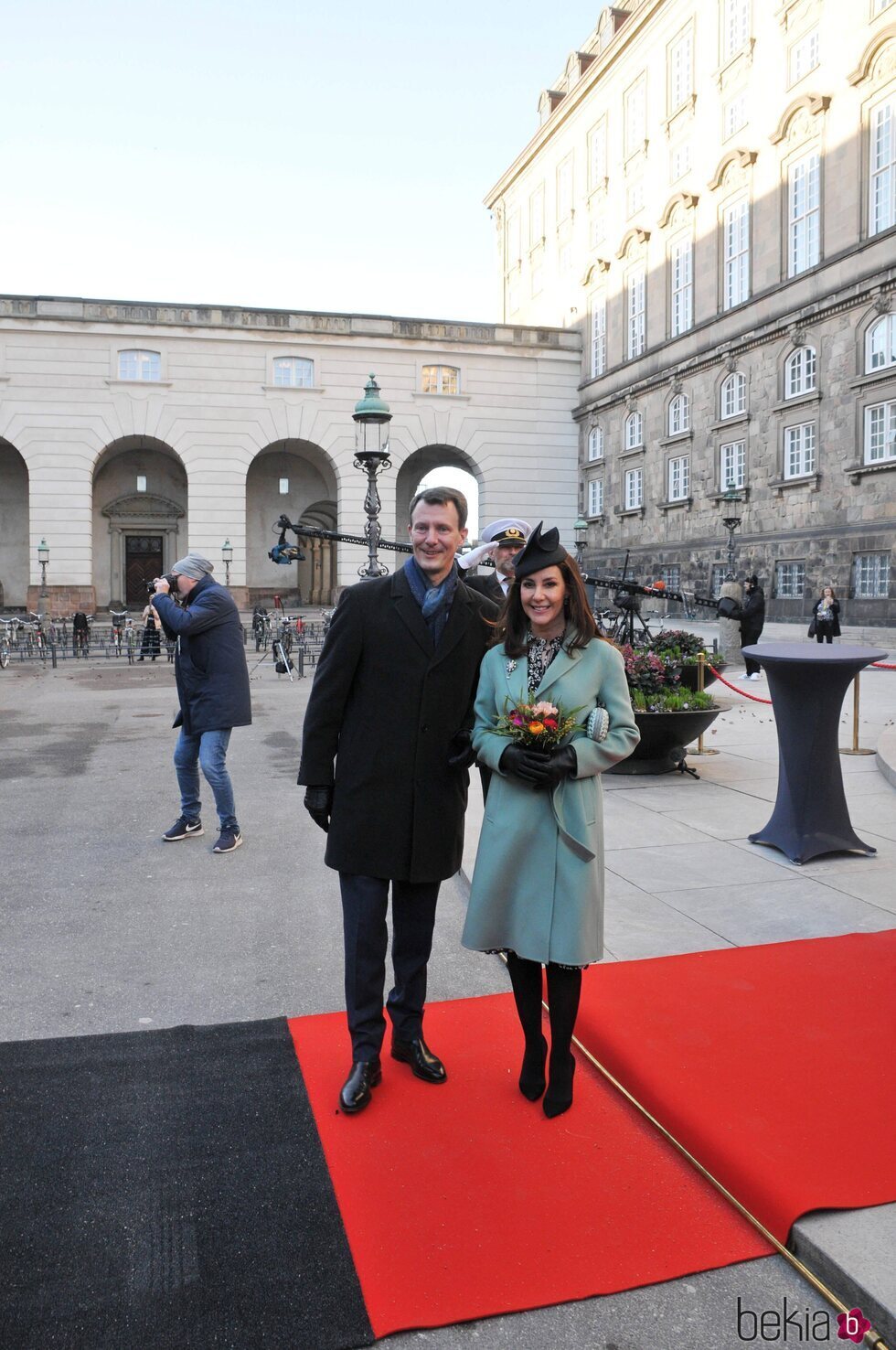 Joaquín y Marie de Dinamarca en el 50 aniversario de reinado de Margarita de Dinamarca