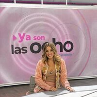 Marta Riesco en el plató de 'Ya son las ocho'