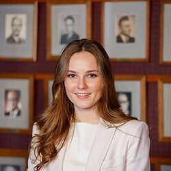 Ingrid Alexandra de Noruega en su visita al Tribunal Supremo de Noruega por su 18 cumpleaños