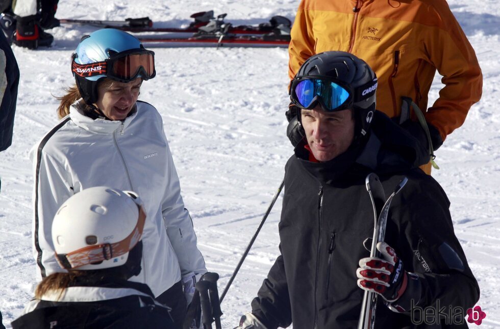 La Infanta Cristina e Iñaki Urdangarin en la nieve en 2009