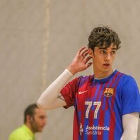 Pablo Urdangarin en un partido de balonmano contra el Trops Málaga