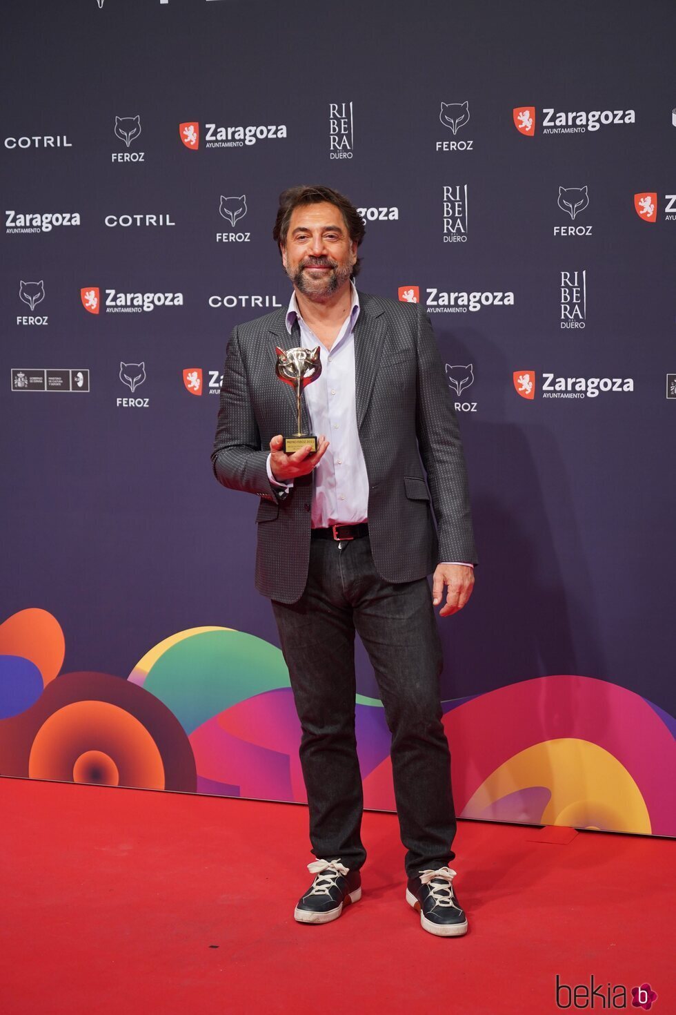 Javier Bardem con su Feroz 2022