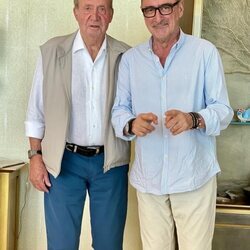 El Rey Juan Carlos junto a Carlos Herrera e Abu Dabi en enero de 2022