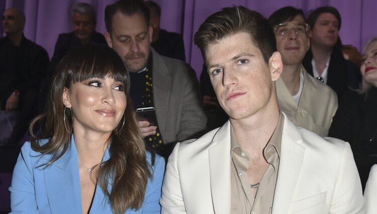 Aitana Ocaña y Miguel Bernardeau en un defile de Hugo Boss en Milán