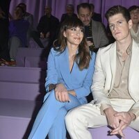 Aitana Ocaña y Miguel Bernardeau en un defile de Hugo Boss en Milán