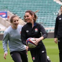 Kate Middleton jugando un partido de rugby