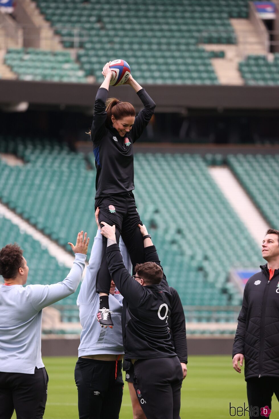 Kate Middleton durante un entrenamiento de rugby