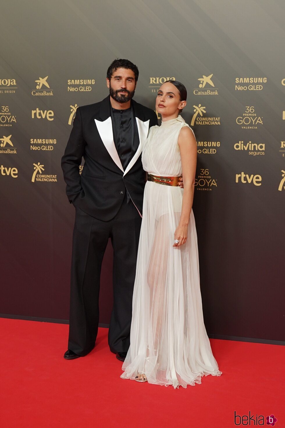 Álex García y Verónica Echegui en la alfombra roja de los Premios Goya 2022