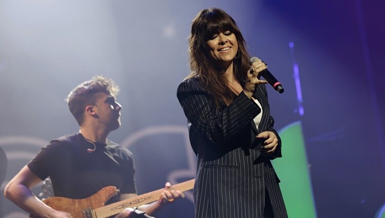 Vanesa Martín en el escenario durante el concierto Dial Únic@s