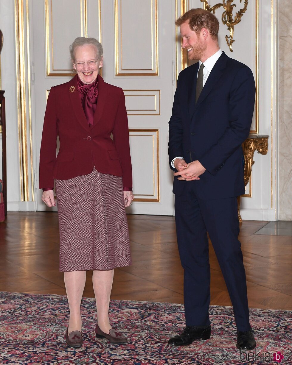 Margarita de Dinamarca y el Príncipe Harry en Amalienborg