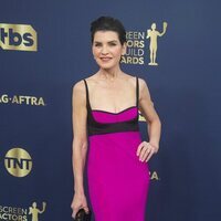 Julianna Margulies en la alfombra roja de los SAG 2022