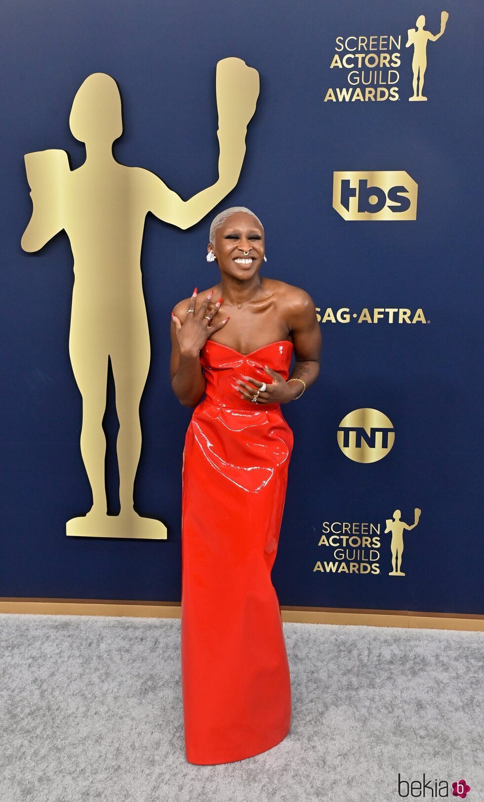 Cynthia Erivo en la alfombra roja de los SAG 2022