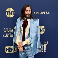 Jared Leto en la alfombra roja de los SAG 2022