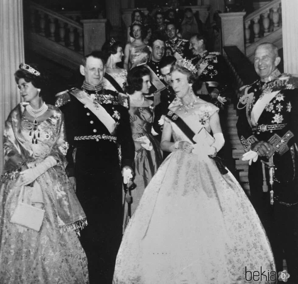 Pablo y Federica de Grecia, Federico IX e Ingrid de Dinamarca, Constantino y Ana María de Grecia y Harald de Noruega