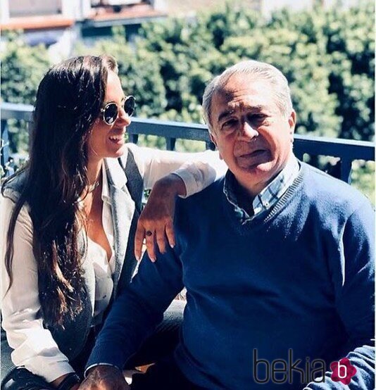 Anabel Pantoja junto a su padre, Bernardo Pantoja