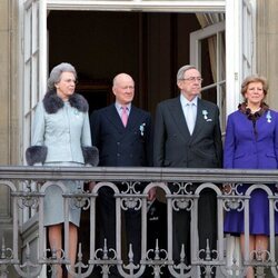 Benedicta de Dinamarca y Richard zu Sayn-Wittgenstein-Berleburg y Constantino y Ana María de Grecia