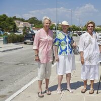 Benedicta de Dinamarca, Margarita de Dinamarca y Constantino y Ana María de Grecia en el 70 cumpleaños de Ana María de Grecia