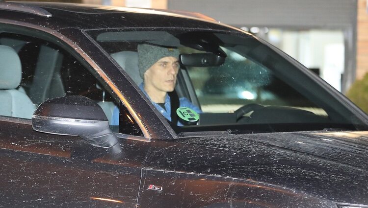 Christian Gálvez saliendo de casa de Patricia Pardo