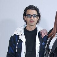 Joe Jonas y Sophie Turner en la París Fashion Week 2022