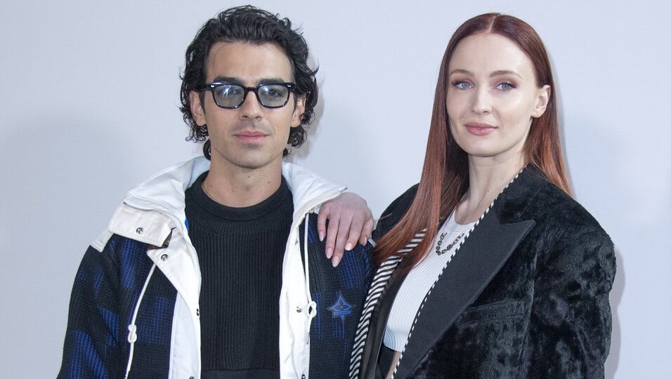 Joe Jonas y Sophie Turner en la París Fashion Week 2022