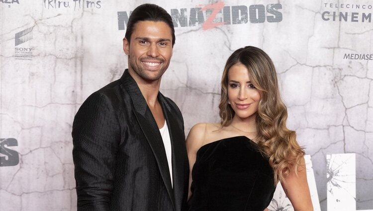 Luca Onestini y Cristina Porta en la premiere de 'Malnazidos'