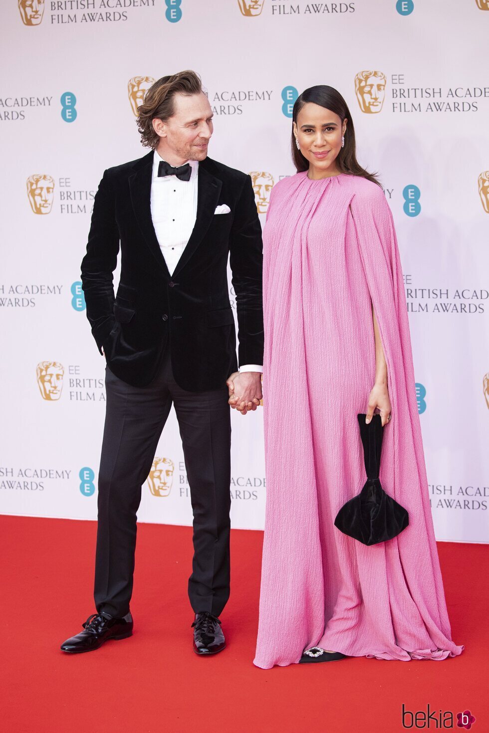 Tom Hiddleston y Zawe Ashton en los BAFTA 2022