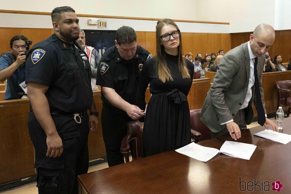 Anna Delvey (Sorokin) durante su juicio en Nueva York por estafa