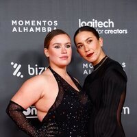 Clara Sans y Ana Telenti en los Premios Ídolo