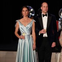 El Príncipe Guillermo y Kate Middleton en la recepción organizada por el Gobernador de Bahamas