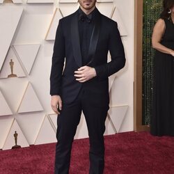 Kevin Jonas en la alfombra roja de los Premios Oscar 2022