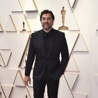 Javier Bardem en la alfombra roja de los Premios Oscar 2022