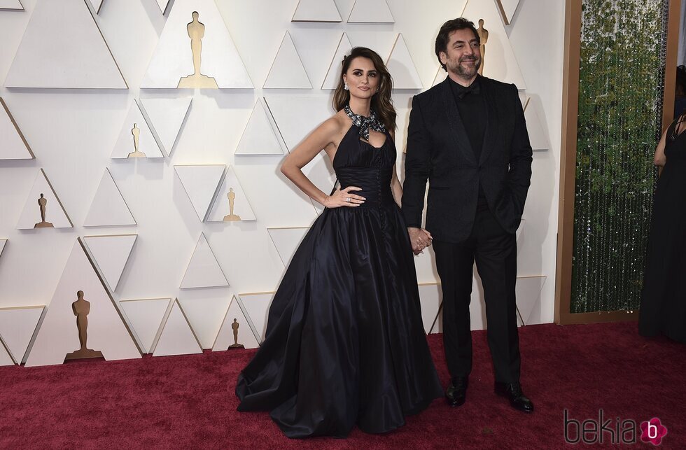 Penélope Cruz y Javier Bardem en la alfombra roja de los Premios Oscar 2022