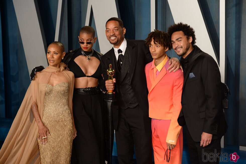 Will, Trey, Jaden, Willow y Jada Pinkett Smith en la fiesta de Vanity Fair tras los Premios Oscar 2022