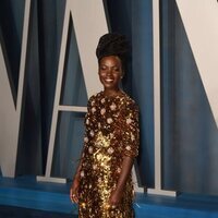 Lupita Nyong'o en la fiesta de Vanity Fair tras los Premios Oscar 2022