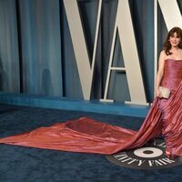 Zooey Deschanel y Jonathan Scott en la fiesta de Vanity Fair tras los Premios Oscar 2022