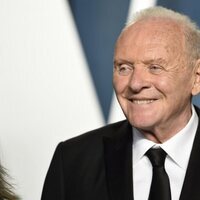 Anthony Hopkins en la fiesta de Vanity Fair tras los Premios Oscar 2022