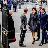 Beatriz de York y Edoardo Mapelli Mozzi y Eugenia de York y Jack Brooksbank en el homenaje al Duque de Edimburgo