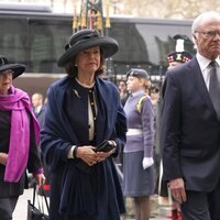 Carlos Gustavo y Silvia de Suecia en el homenaje al Duque de Edimburgo